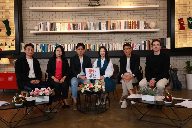 특집사진_출연자 전체.JPG